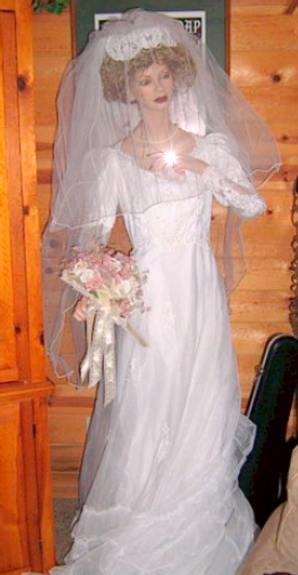 Ah, the lovely bride!